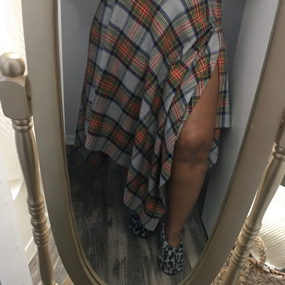 Plaid Asymmetrical Skirt